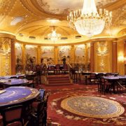 Владелец казино Сан-Диего обвиняется в приеме нелегальных ставок