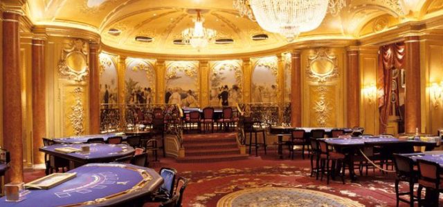 Владелец казино Сан-Диего обвиняется в приеме нелегальных ставок